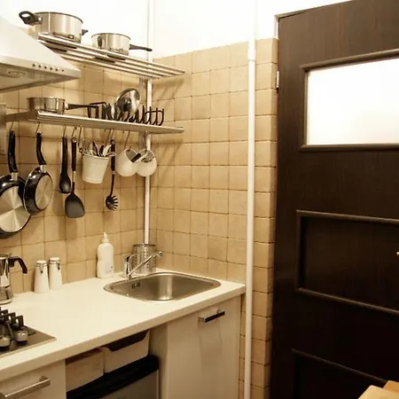 Apartment4you - Solidarnosci Apartment Warsaw